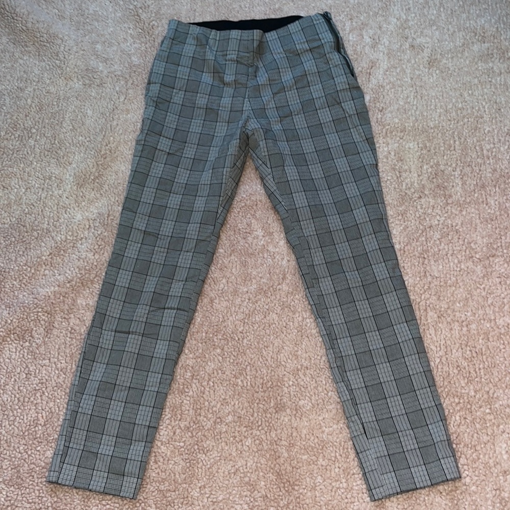 Stripped fitted trousers